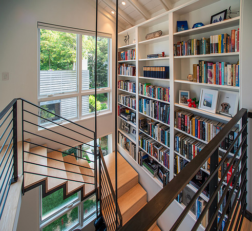 DH0_9486 stair bookcase