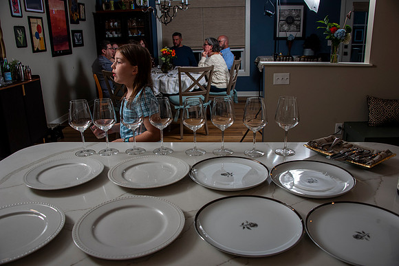DH7_0219 dinner