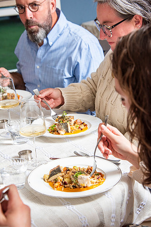 DH7_0166 dinner