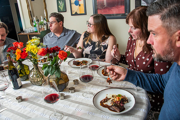 DH7_0335 dinner