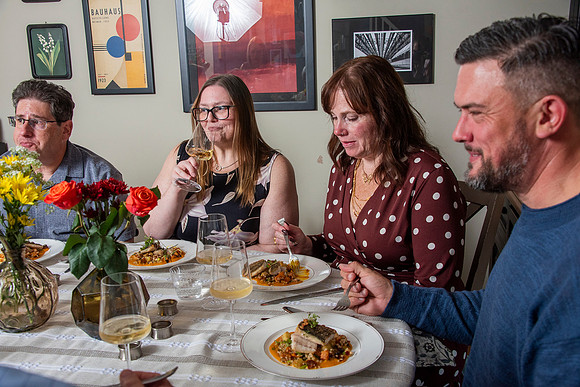 DH7_0168 dinner