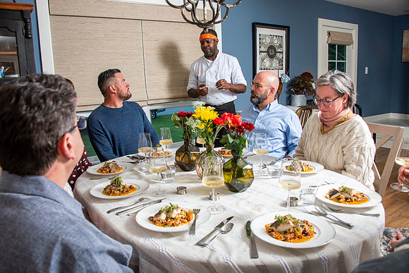 DH7_0154 dinner