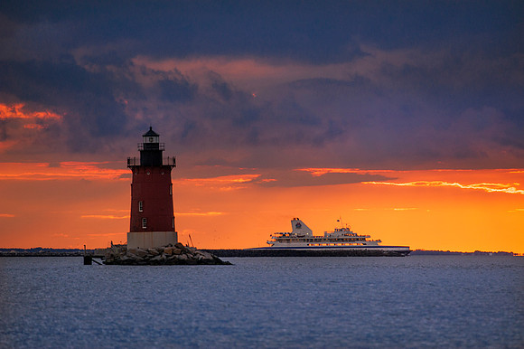 Ferry_Lighthouse LARGE DH7_8834