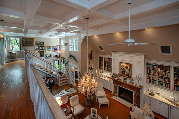 DH0_8016 Living room coffered ceiling overlook