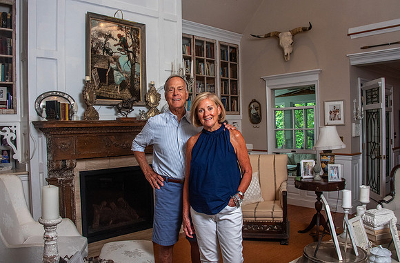DH0_7856 Portrait greatroom fireplace